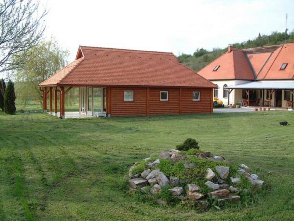 Hotel Kisecset-Vendeghaz Exteriér fotografie